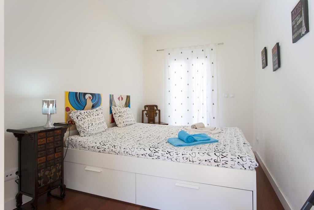 Joivy Joyful 2Br Apt With Terrace Nearby Sao Bento Palace Lissabon Exterior foto