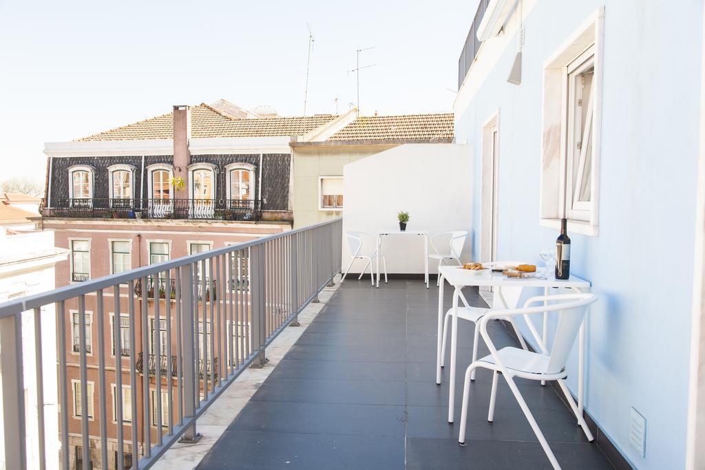 Joivy Joyful 2Br Apt With Terrace Nearby Sao Bento Palace Lissabon Zimmer foto