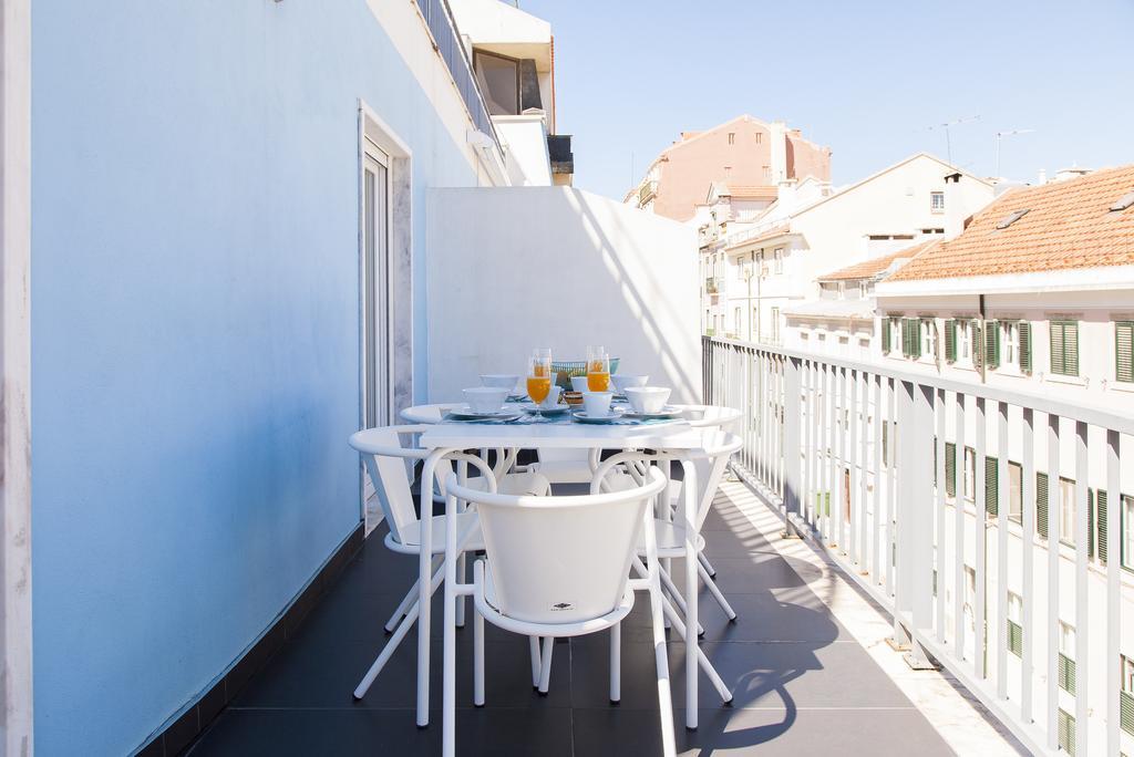 Joivy Joyful 2Br Apt With Terrace Nearby Sao Bento Palace Lissabon Exterior foto