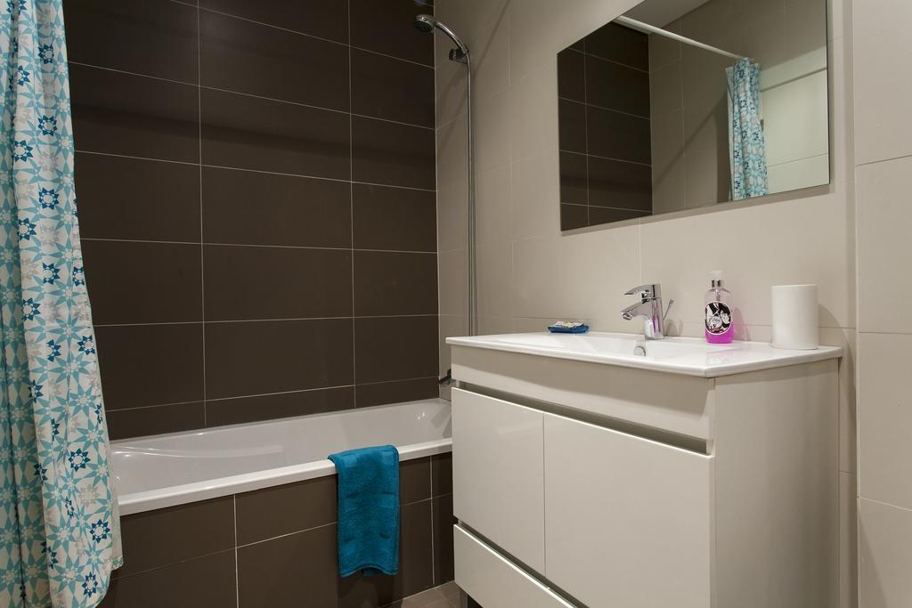 Joivy Joyful 2Br Apt With Terrace Nearby Sao Bento Palace Lissabon Exterior foto